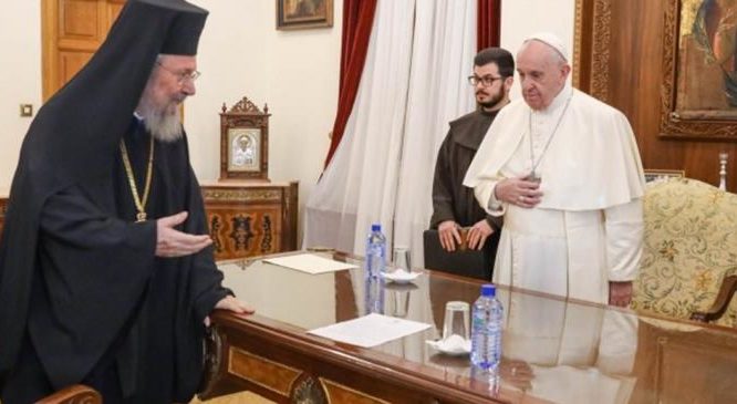 You are currently viewing Ο Πάπας Φραγκίσκος για τον θάνατο του Αρχιεπίσκοπου Κύπρου: «Θυμάμαι τις αδελφικές μας συναντήσεις»