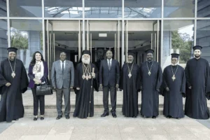 Ιστορική συνάντηση του Πατριάρχη Αλεξανδρείας με τον Πρωθυπουργό της Ρουάντας