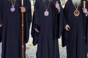 Τα «στρατόπεδα»,οι ομάδες και οι συμμαχίες  της τελευταίας στιγμής στην Ιεραρχία της Εκκλησίας της Κύπρου.