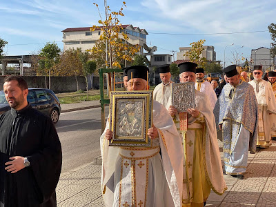 You are currently viewing Εκκλησία Αλβανίας: Με λιτανείες εορτάστηκε ο Αγιος Νικόλαος