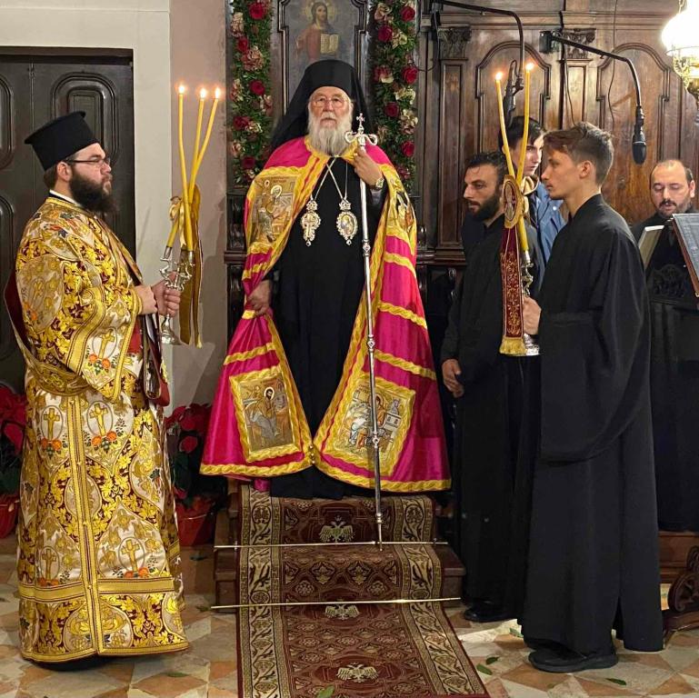 You are currently viewing Η Θεία Λειτουργία για την εορτή του Αγίου Σπυρίδωνος στην Κέρκυρα.