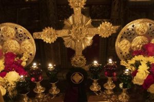 Η Κοζάνη υποδέχεται τον Σταυρό του Μεγάλου Κωνσταντίνου εκ της Ι.Μ.Μονής Βατοπαιδίου-Στα Γρεβενά η Παναγία Παραμυθία