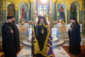 Η Κυριακή της Σταυροπροσκυνήσεως στην Ιερά Μητρόπολη Μεσσηνίας