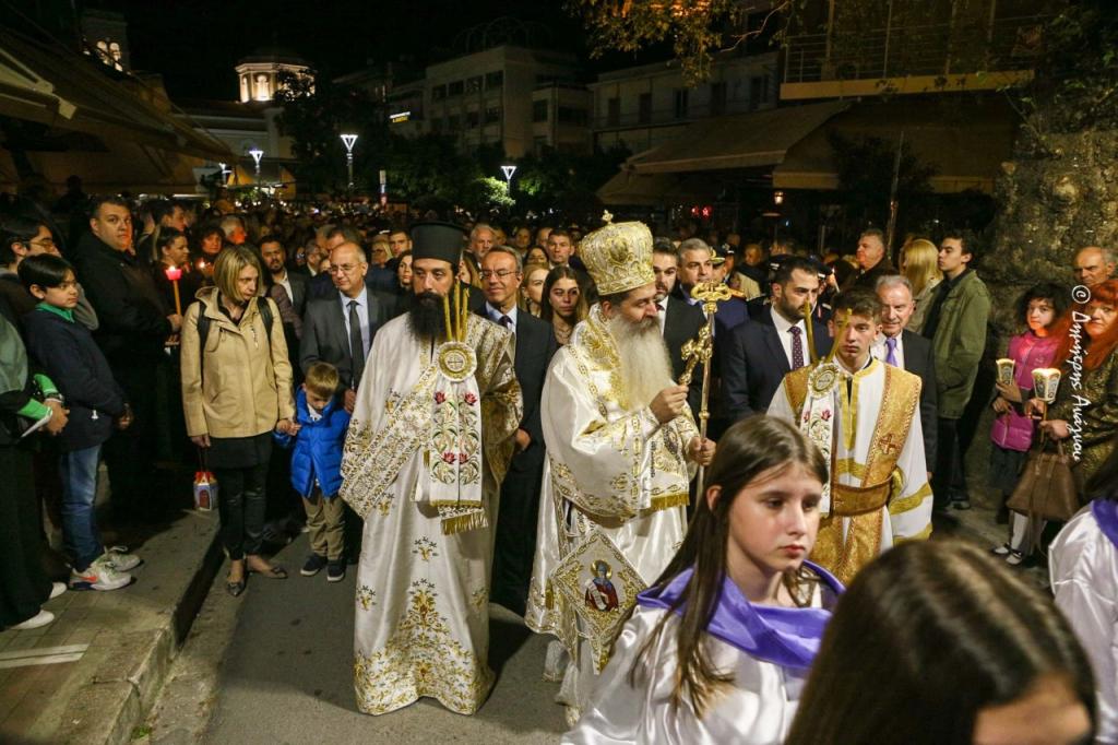 Μεγάλη Παρασκευή κατάνυξης και ελπίδας στην Λαμία