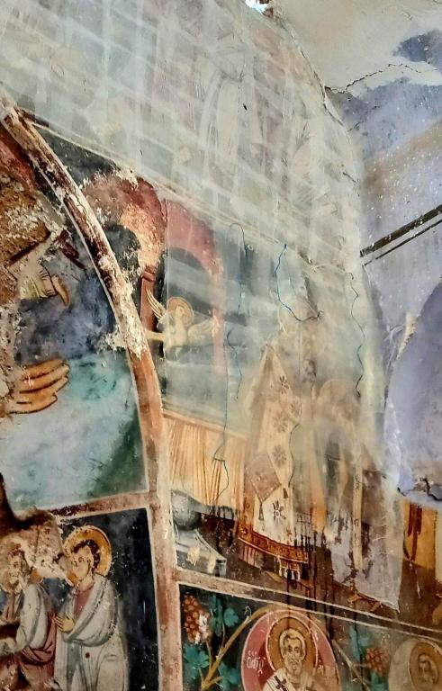 You are currently viewing Συντηρούνται οι αγιογραφίες του ιστορικού ναού αγίου Γεωργίου στο Βιθκούκι Κορυτσάς
