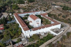 Ιερά Παράκληση για τους υποψηφίους των Πανελληνίων Εξετάσεων στην Ιερά Μονή Παναγίας Βοηθείας Χίου