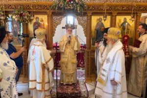 Αλβανίας Αναστάσιος: “Η Θεία Λειτουργία συνεχίζεται και μετά τη Θεία Λειτουργία” – Εορτάστηκαν οι Άγιοι Πάντες