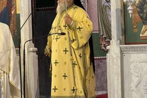Ο Μητροπολίτης Κερκύρας Νεκτάριος  στον Ιερό Ναό Αγίων Κωνσταντίνου και Ελένης Βόλου