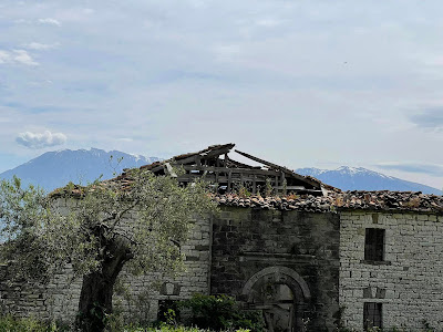 You are currently viewing AΛΒΑΝΙΑ: Παλιοί ιστορικοί ναοί, χρειάζονται αναστήλωση…