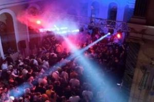 ΑΠΑΡΑΔΕΚΤΗ ΠΡΟΚΛΗΣΗ ΤΩΝ ΤΟΥΡΚΩΝ:Οι τούρκοι έκαναν πάρτι στην Εκκλησία του Αγίου Βουκόλου στη Σμύρνη