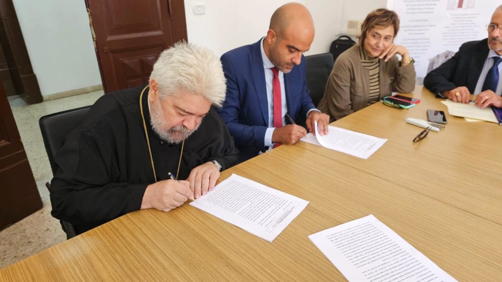 Υπογραφή σύμβασης παραχώρησης ναού στην Ι.Μητρόπολη Ιταλίας