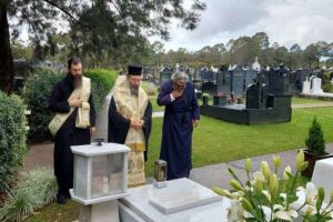 Τρισάγιο στον τάφο του Μακαριστού Αρχιεπισκόπου Αυστραλίας κυρού Στυλιανού