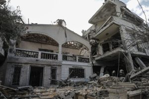 Βομβαρδίστηκε η εκκλησία του Αγίου Πορφυρίου στη Γάζα – Δυο νεκροί