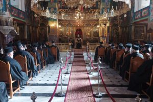Ιερατική Σύναξη στην Ιερά Μητρόπολη Καλαβρύτων και Αιγιαλείας-Ανακοινώθηκε η διεξαγωγή  δύο συνεδρίων.