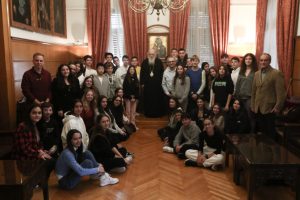 Eπίσκεψη μαθητών του Αρσακείου στον Αρχιεπίσκοπο Ιερώνυμο