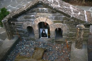 Στον τάφο του αλησμόνητου Σεβαστιανού, 29 χρόνια μετά την κοίμησή του