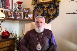 Σύρου Δωρόθεος: “Ας πλημμυρίσουμε τον ναό του Αγίου Νικολάου με την παρουσία μας” (VIDEO)