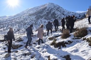ΕΚΚΛΗΣΙΑ ΤΗΣ ΑΛΒΑΝΙΑΣ: Καθαρές μαθητικές ψυχές στα λευκά χιόνια του Αργυροκάστρου…