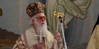 Αρχιεπίσκοπος Αλβανίας σε Πατριάρχη Αλεξανδρείας: Αντικανονικές οι ενέργειες της Μόσχας, χρειάζεται Πανορθόδοξη