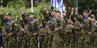 Περηφάνεια για την στρατιωτική παρέλαση στην Αθήνα – Η Ελλάδα τίμησε την 25η Μαρτίου