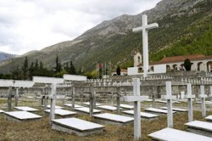 Ψυχοσάββατο στην Εκκλησία της Αλβανίας: Τρισάγιο και για τους πεσόντες Έλληνες στρατιώτες…
